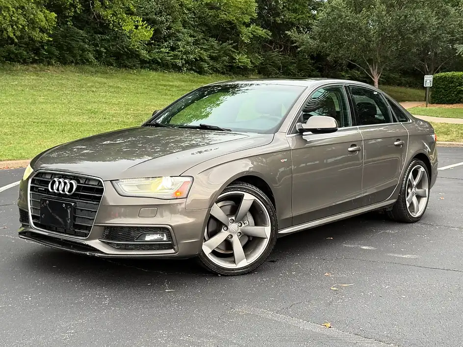 2014 Audi A4 2.0T quattro tiptronic Premium's photo