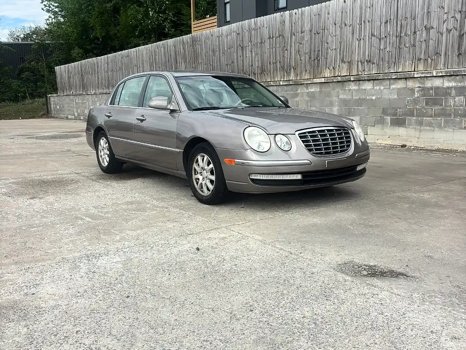 2008 Kia Amanti Base's photo