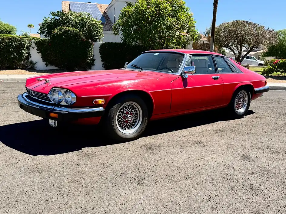 1989 Jaguar XJS's photo