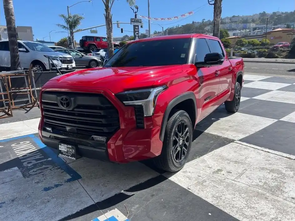 2024 Toyota Tundra Limited 3.4L 4WD CrewMax 5.5' Bed's photo