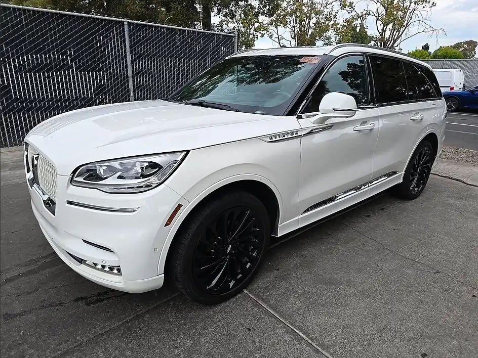 2022 Lincoln Aviator Reserve AWD's photo
