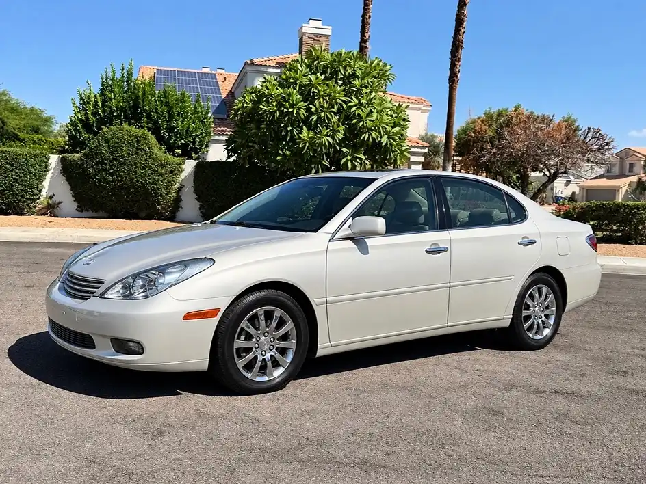 2003 Lexus ES 350 300's photo