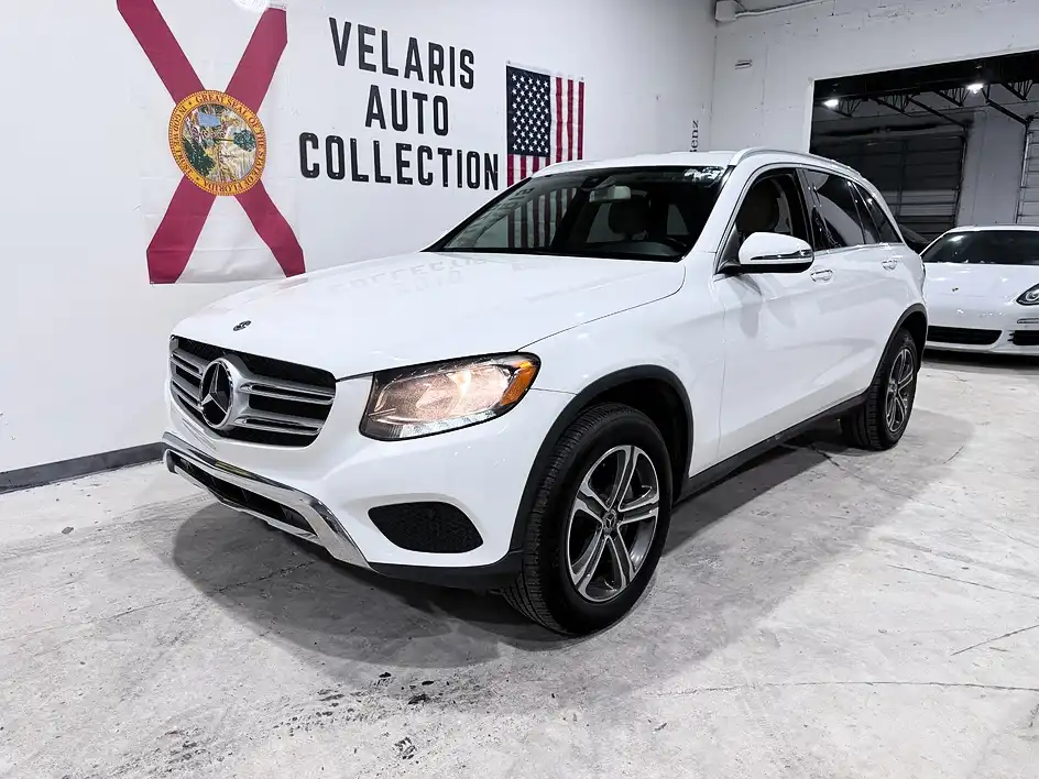 2019 Mercedes-Benz GLC GLC300's photo