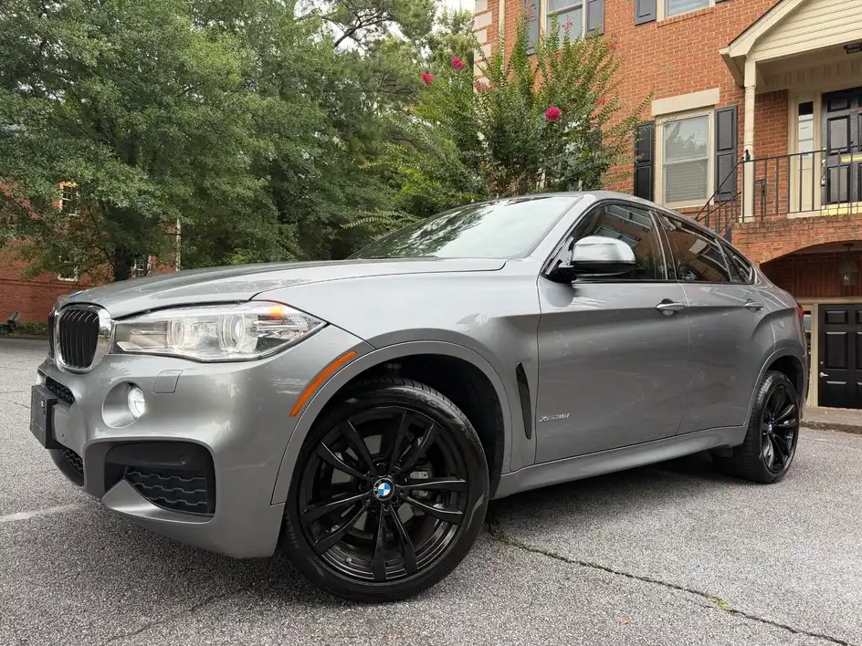 2017 BMW X6 xDrive35i's photo