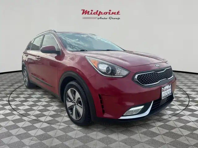 2017 Kia Niro LX's photo