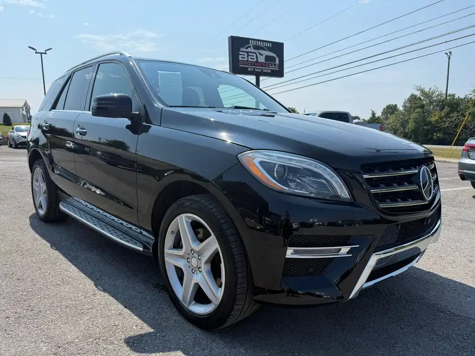 2015 Mercedes-Benz M-Class ML400 4MATIC's photo