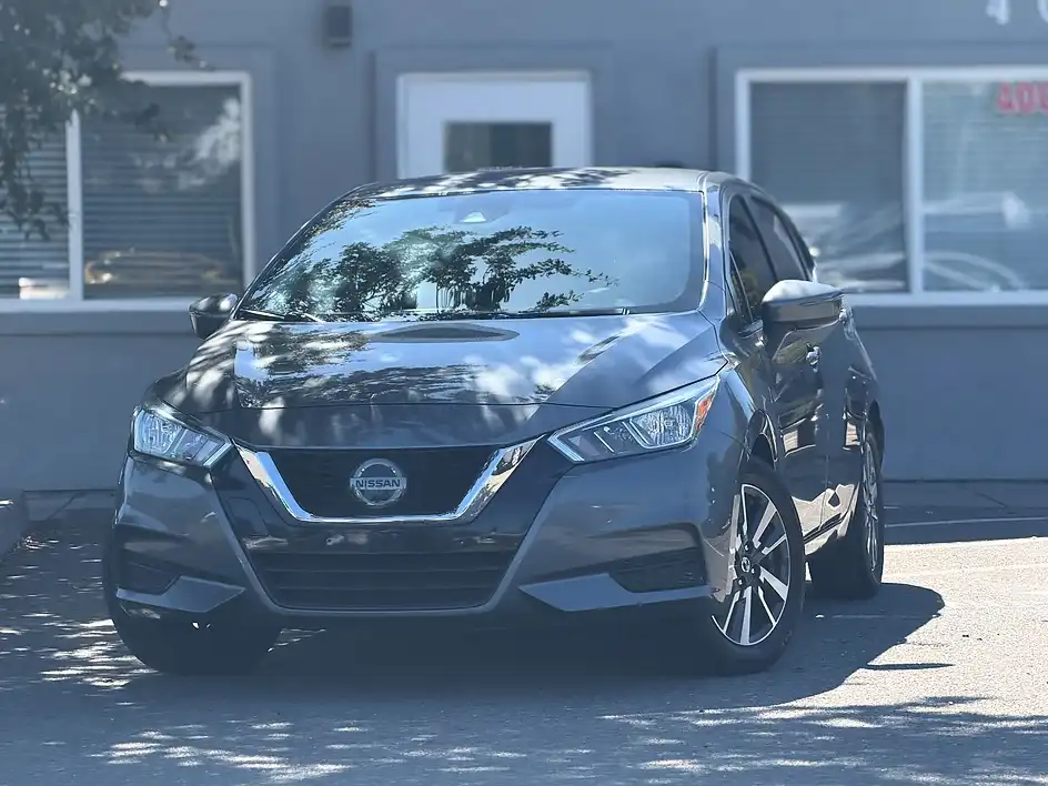 2021 Nissan Versa 1.6 SV CVT's photo