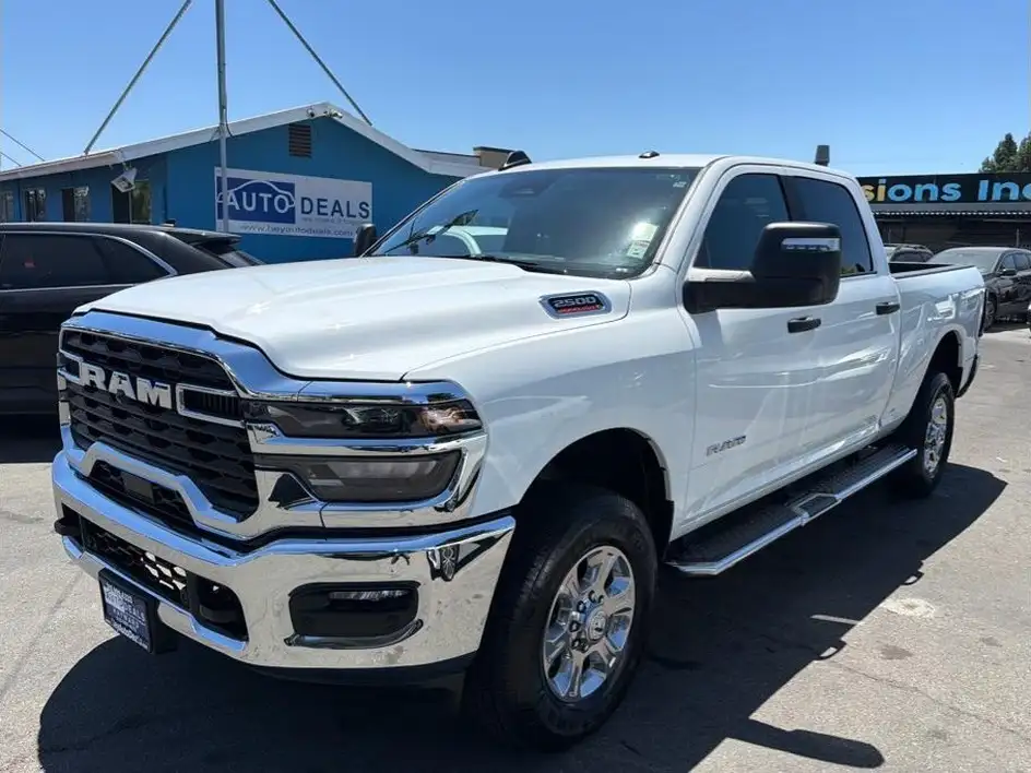2025 RAM 2500 Big Horn 4X4 Crew Cab SWB's photo