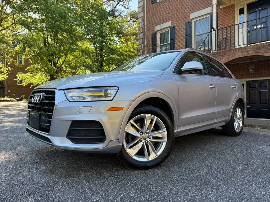 2017 Audi Q3 2.0T Premium Plus Tiptronic quattro's photo