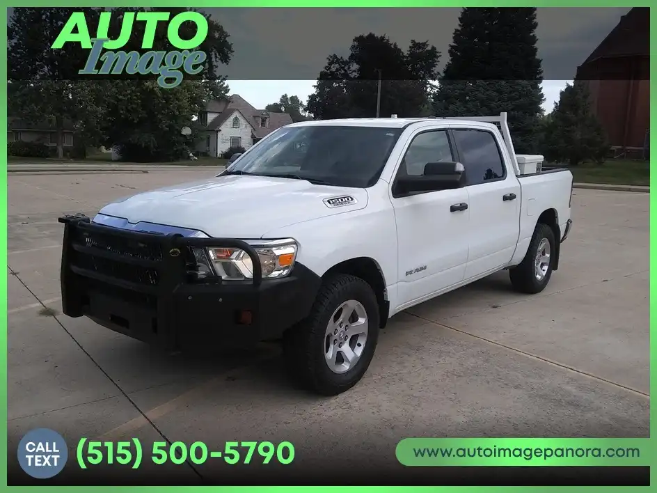 2019 RAM 1500 Tradesman 4WD Crew Cab 5'7's photo