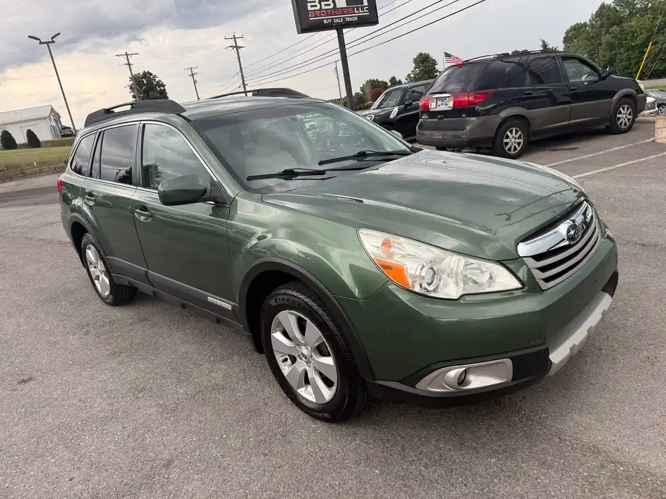 2012 Subaru Outback 2.5i Limited CVT PZEV's photo