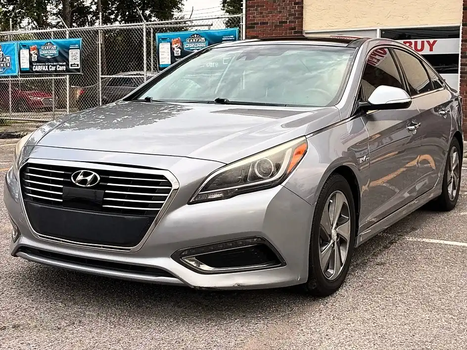 2016 Hyundai Sonata Limited's photo