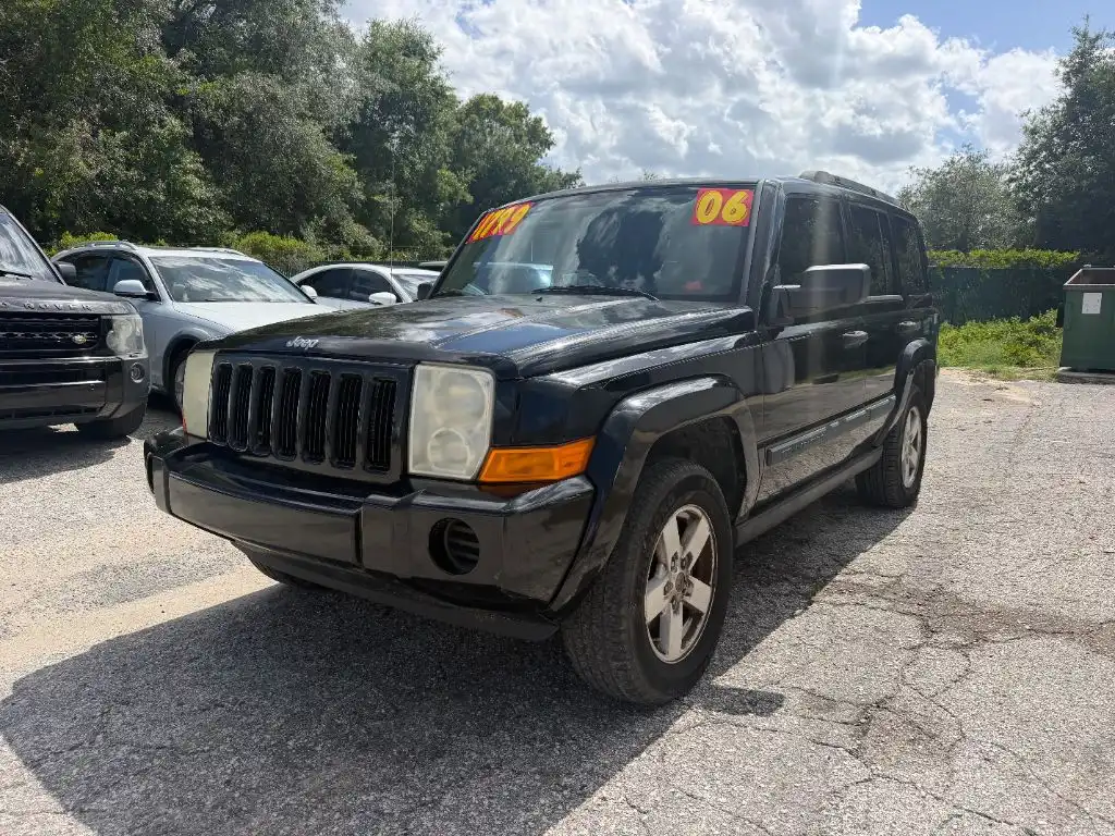 2006 Jeep Commander Base's photo