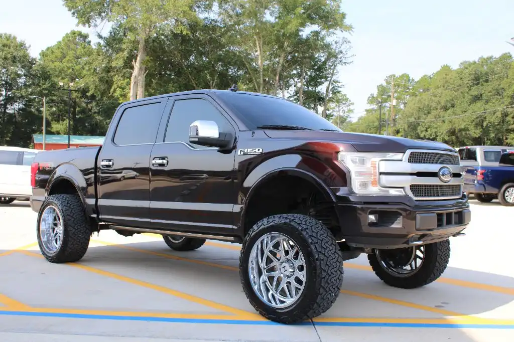 2018 Ford F-150 Platinum 4x4 SuperCrew 5-1/2 Box's photo