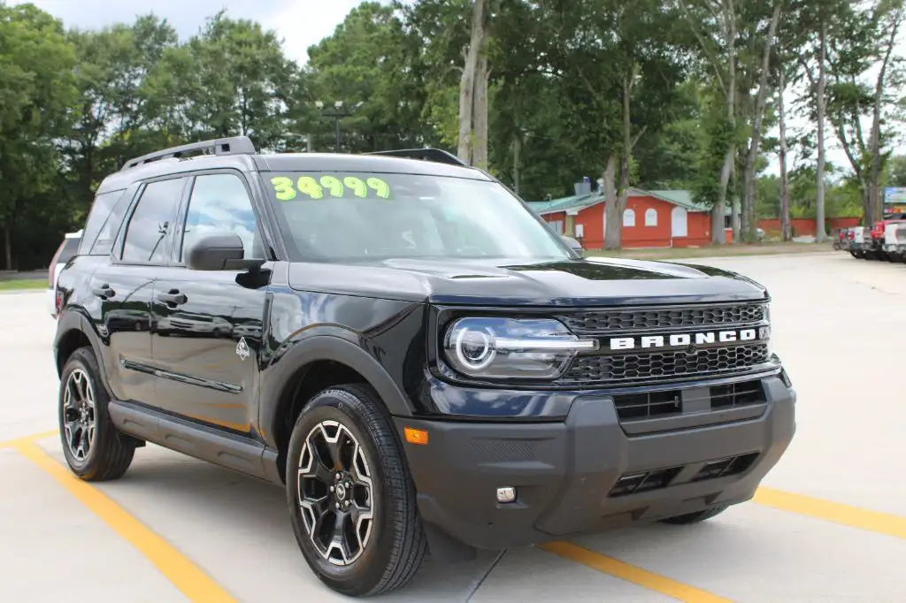 2026 Ford Bronco Sport Outer Banks 4X4's photo