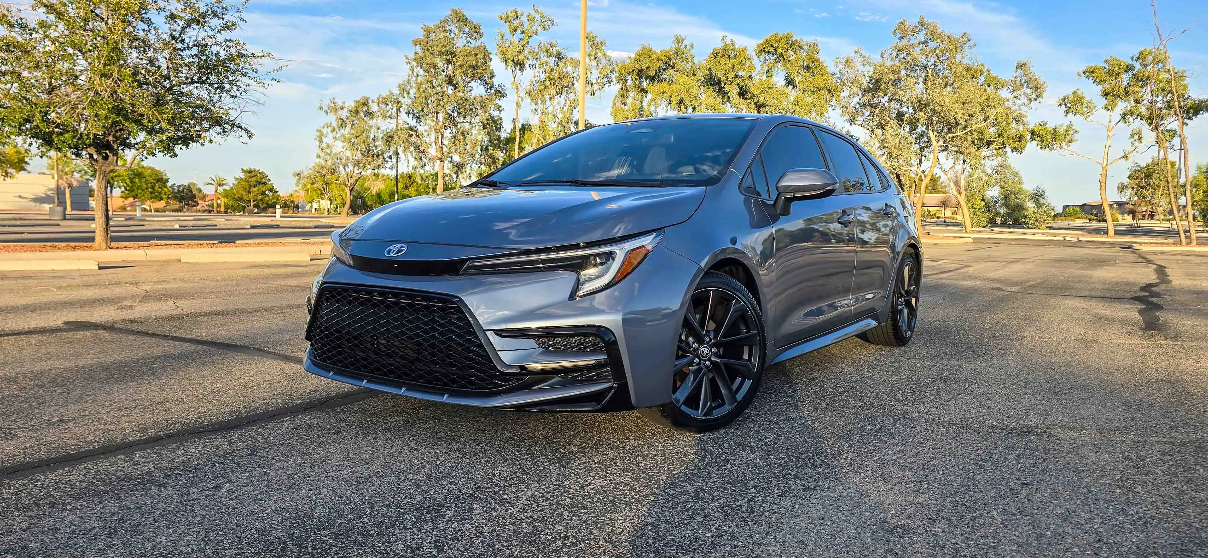 2024 Toyota Corolla SE Hybrid CVT's photo