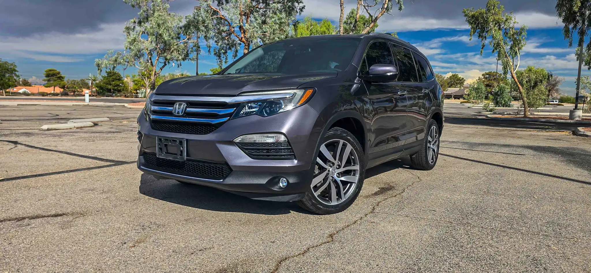 2017 Honda Pilot 4WD Elite's photo