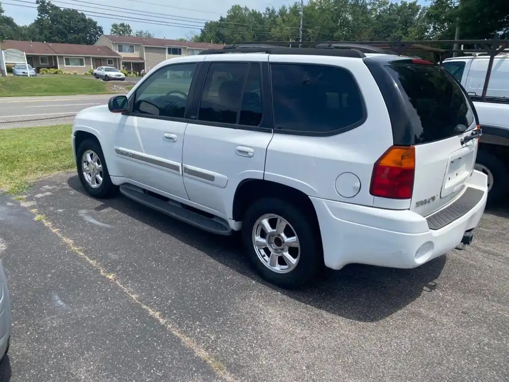 2003 GMC Envoy SLE's photo