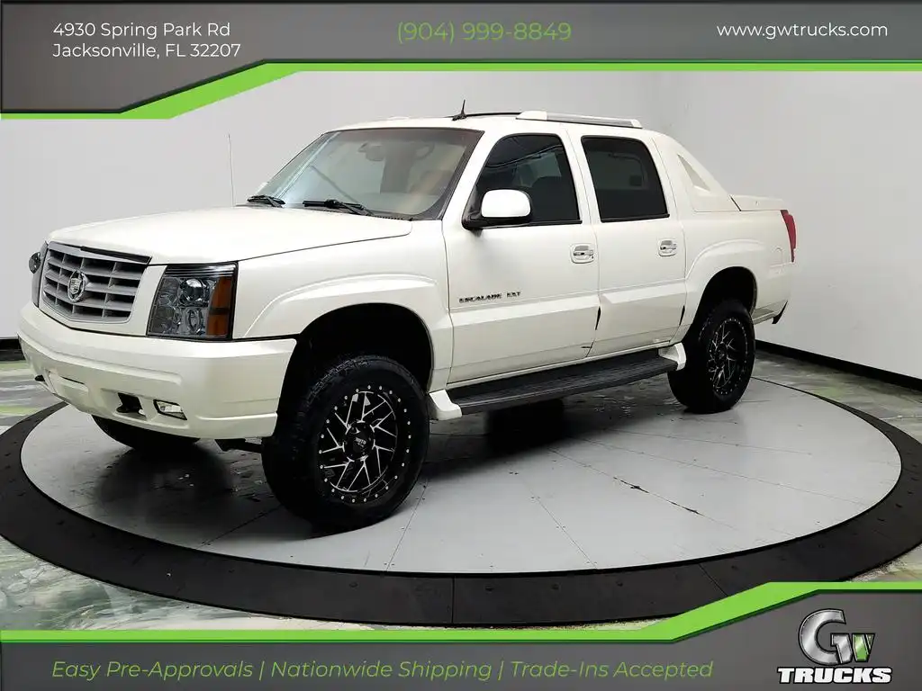 2003 Cadillac Escalade EXT Base's photo