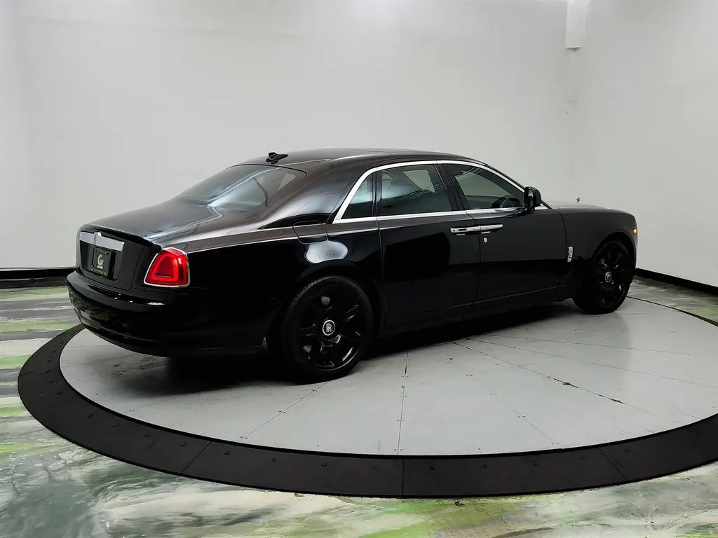 2010 Rolls-Royce Ghost Base photo 5