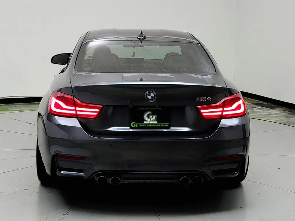 2018 BMW M4 Base photo 5