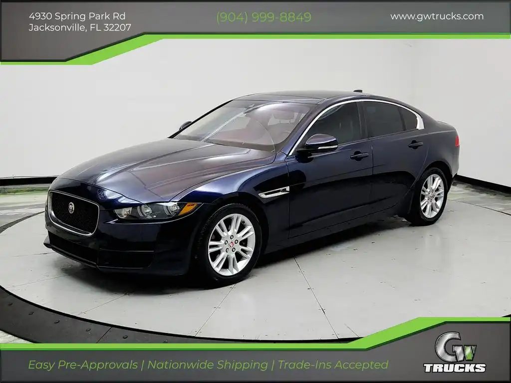 2018 Jaguar XE 25t Premium's photo