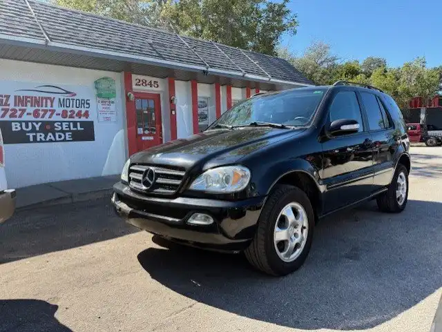 2003 Mercedes-Benz M-Class ML320's photo
