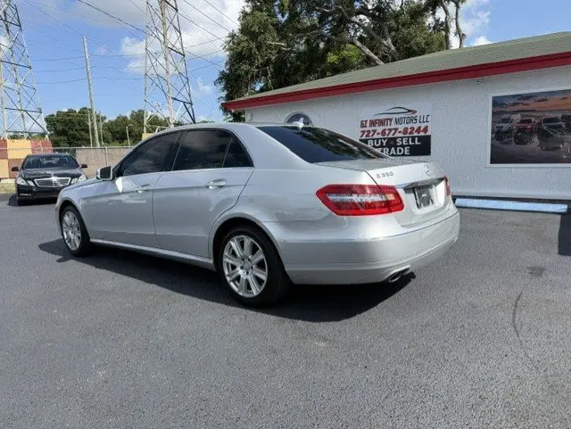 2013 Mercedes-Benz E-Class E350 Luxury 4MATIC photo 5