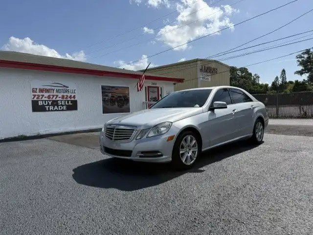 2013 Mercedes-Benz E-Class E350 Luxury 4MATIC's photo