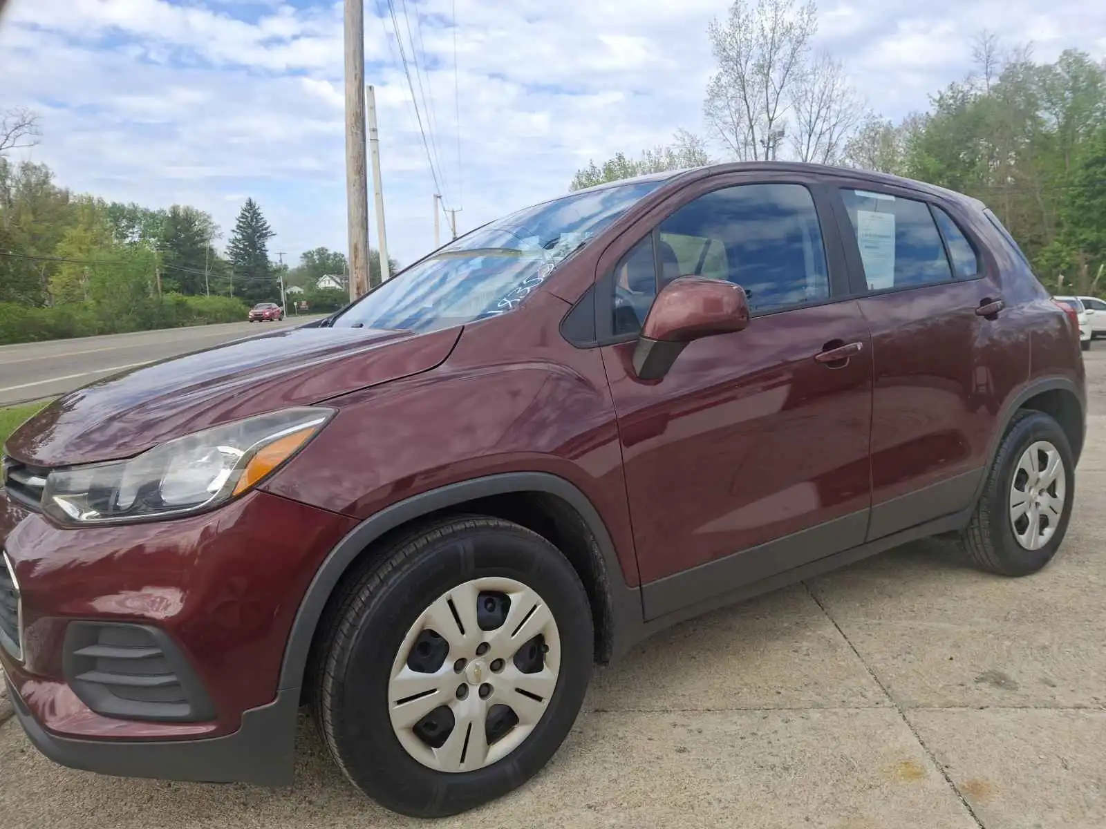 2017 Chevrolet Trax LS's photo