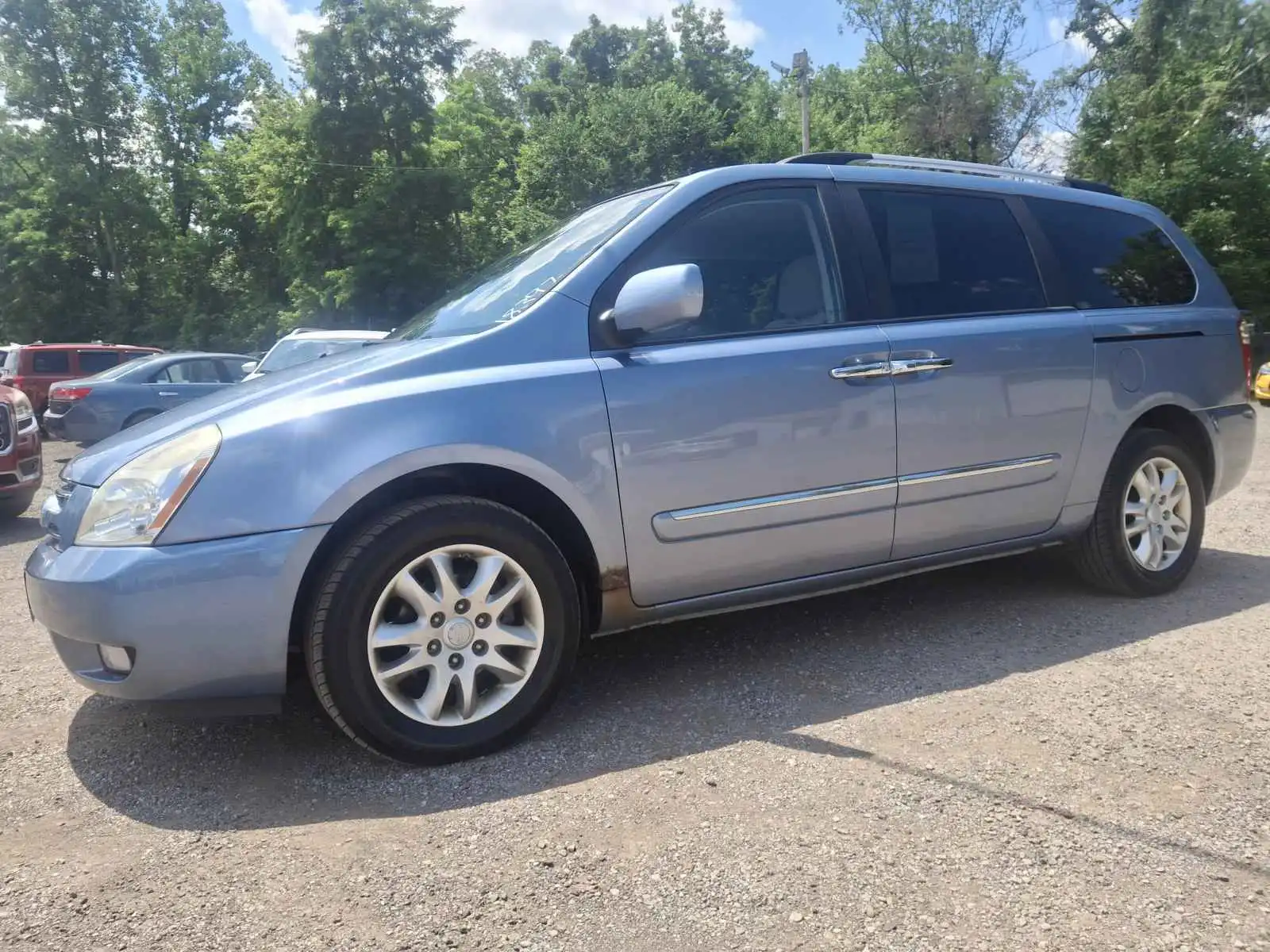 2010 Kia Sedona EX's photo