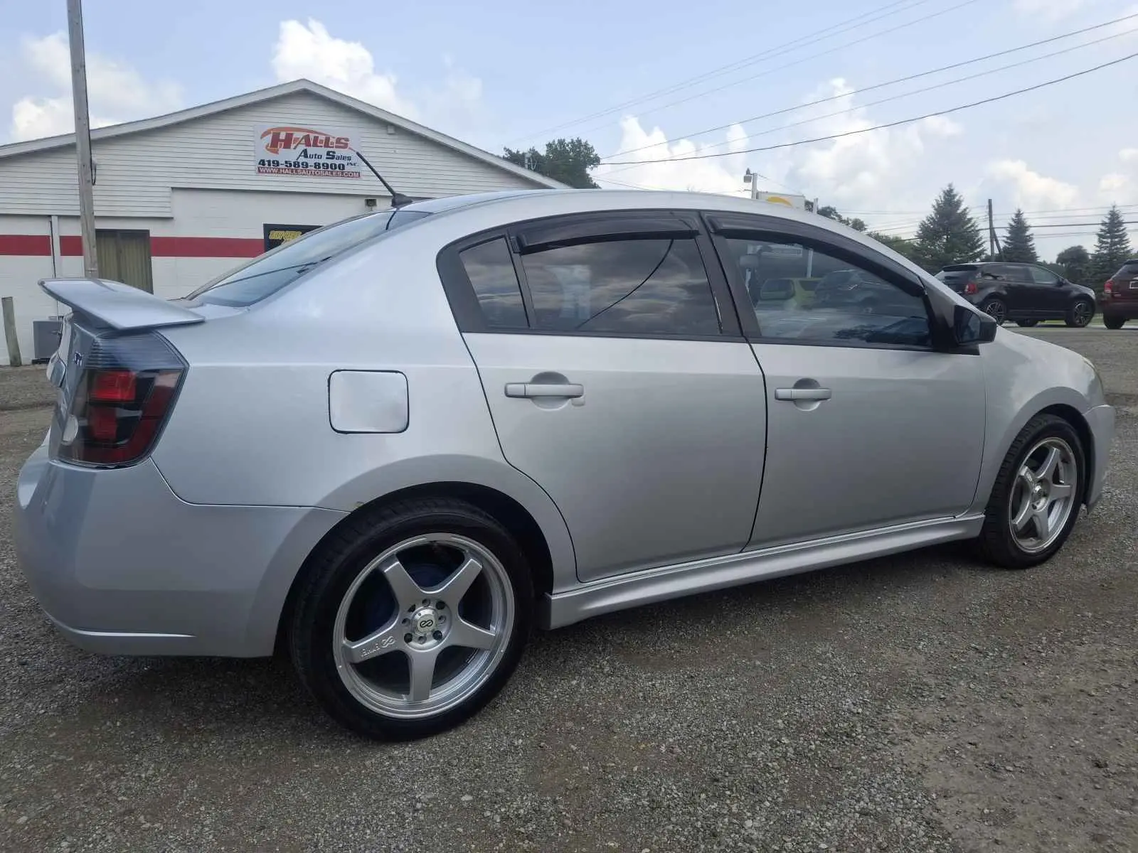 2012 Nissan Sentra 2.0 SR CVT photo 3