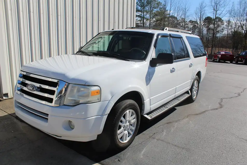 2011 Ford Expedition XLT EL's photo