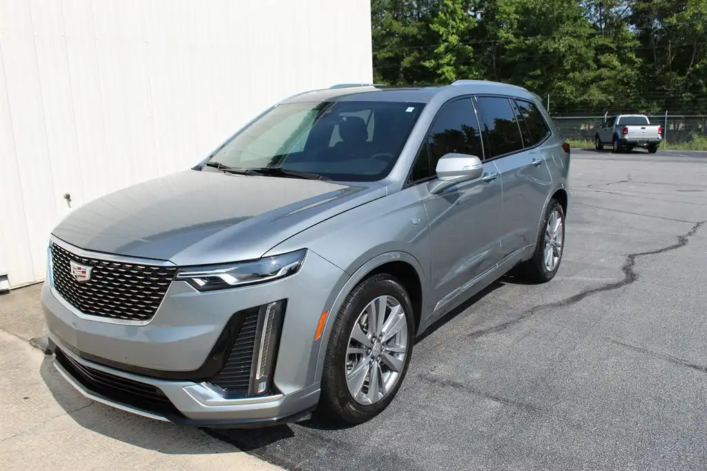 2023 Cadillac XT6 Premium Luxury Auto's photo