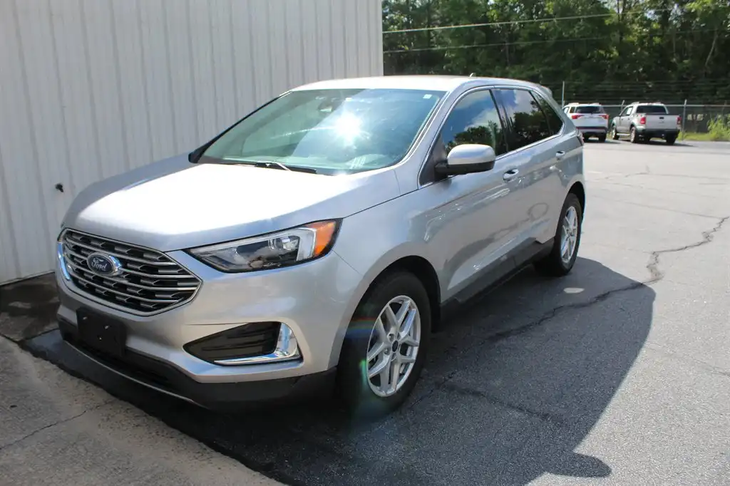 2022 Ford Edge SEL AWD's photo
