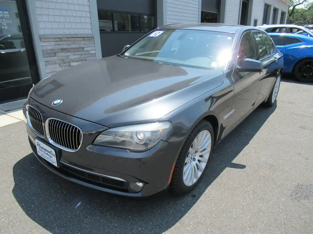 2012 BMW 7 Series 750Li xDrive's photo