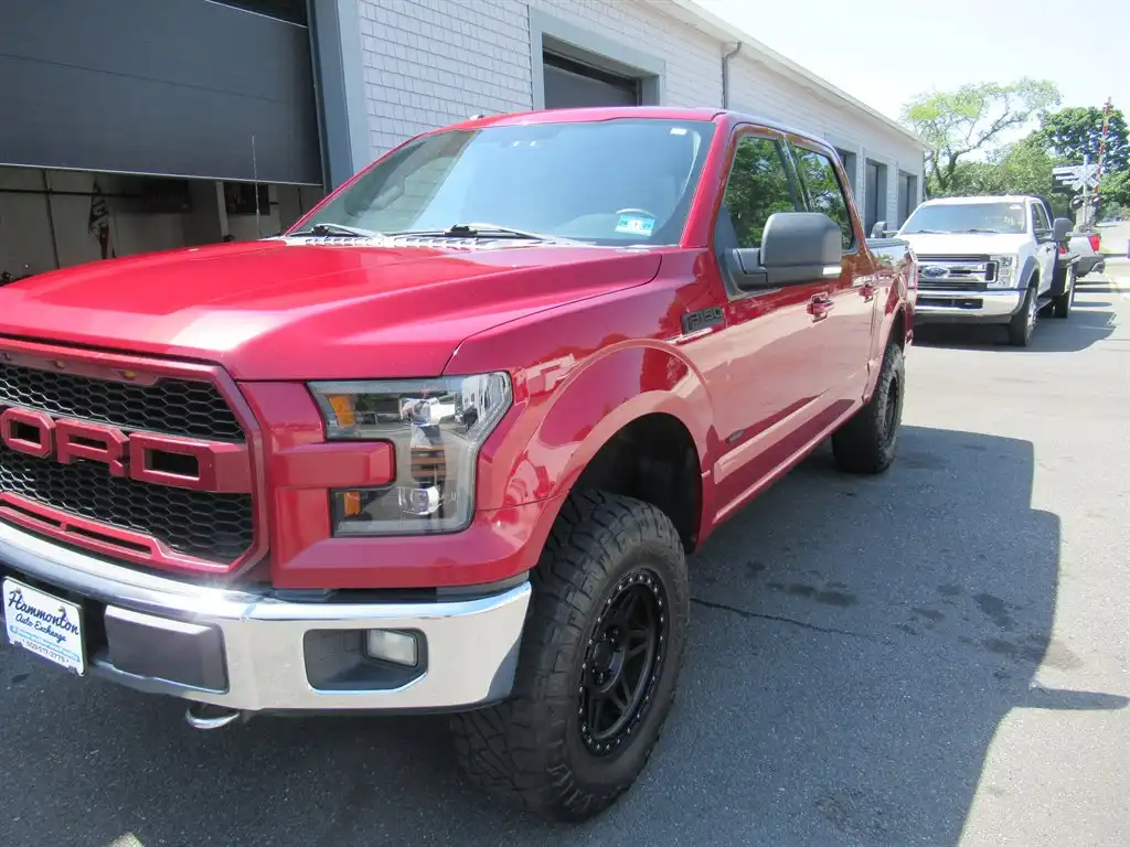 2016 Ford F-150 XLT 4x4 SuperCrew 5-1/2 Box's photo