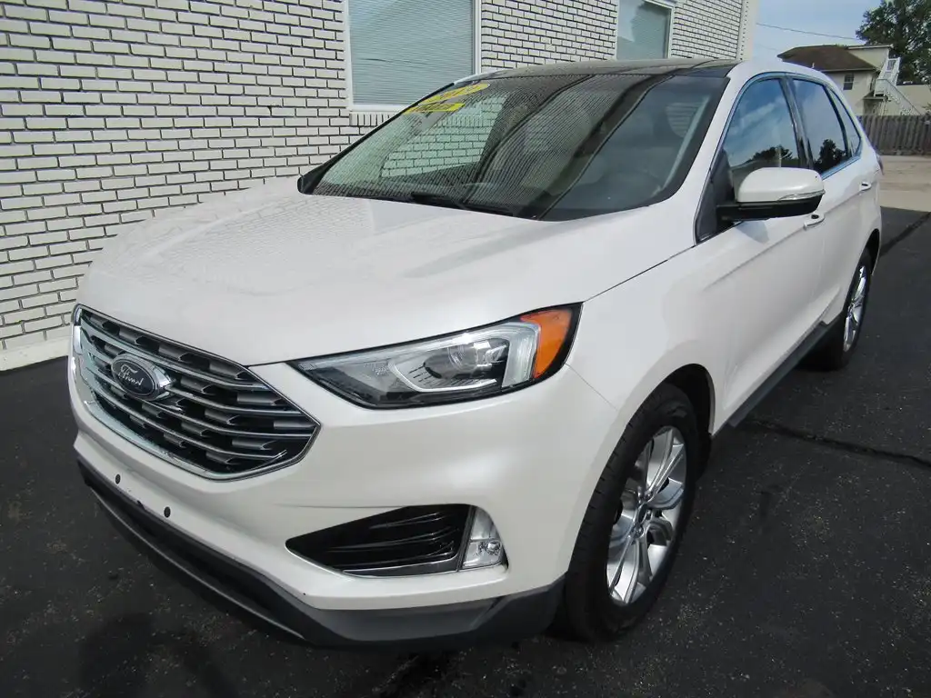 2019 Ford Edge Titanium AWD's photo