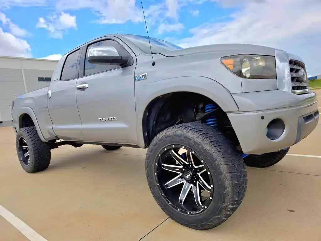 2008 Toyota Tundra 5.7 Auto 4WD Limited Double Cab's photo