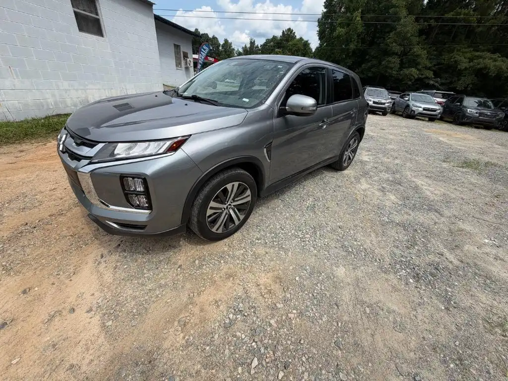 2021 Mitsubishi Outlander Sport 2.0 SE 2WD CVT's photo