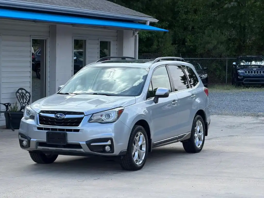 2017 Subaru Forester 2.5i Touring CVT's photo