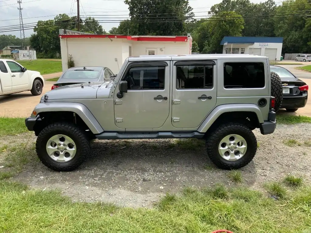 2014 Jeep Wrangler Sahara's photo