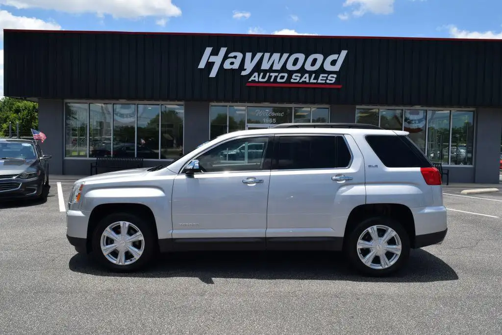 2017 GMC Terrain FWD SLE-2's photo