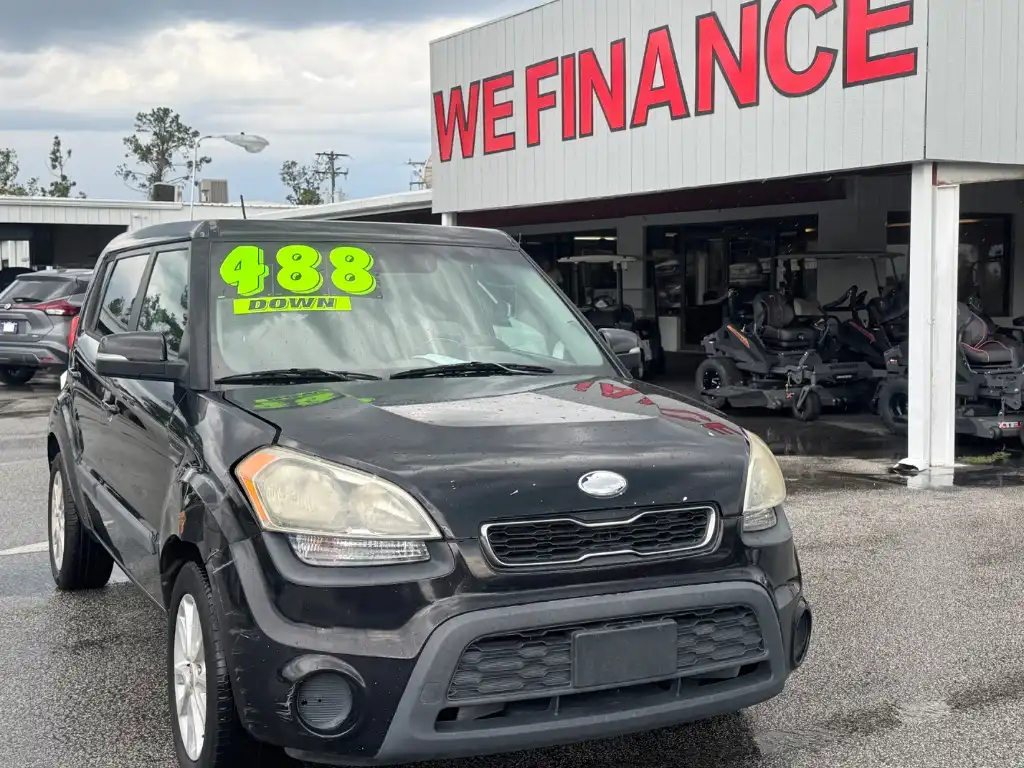 2013 Kia Soul 2.0L + AT 5-Door's photo