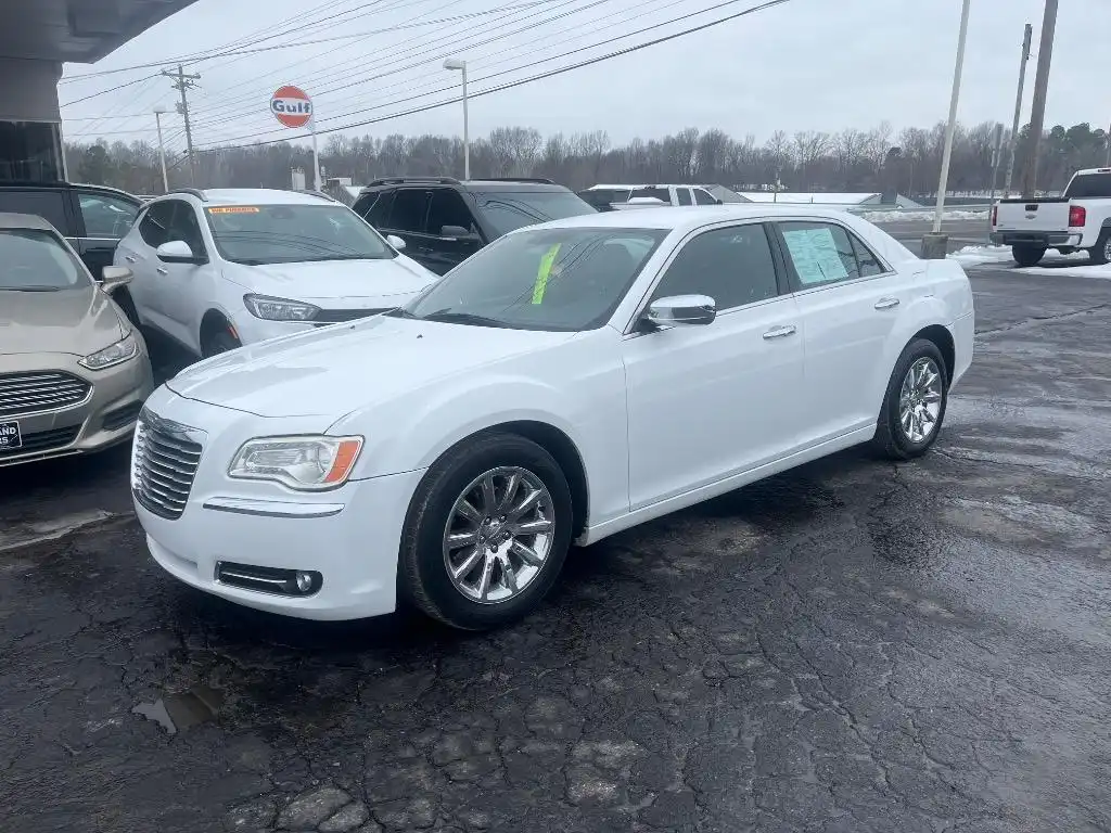 2012 Chrysler 300 Limited's photo