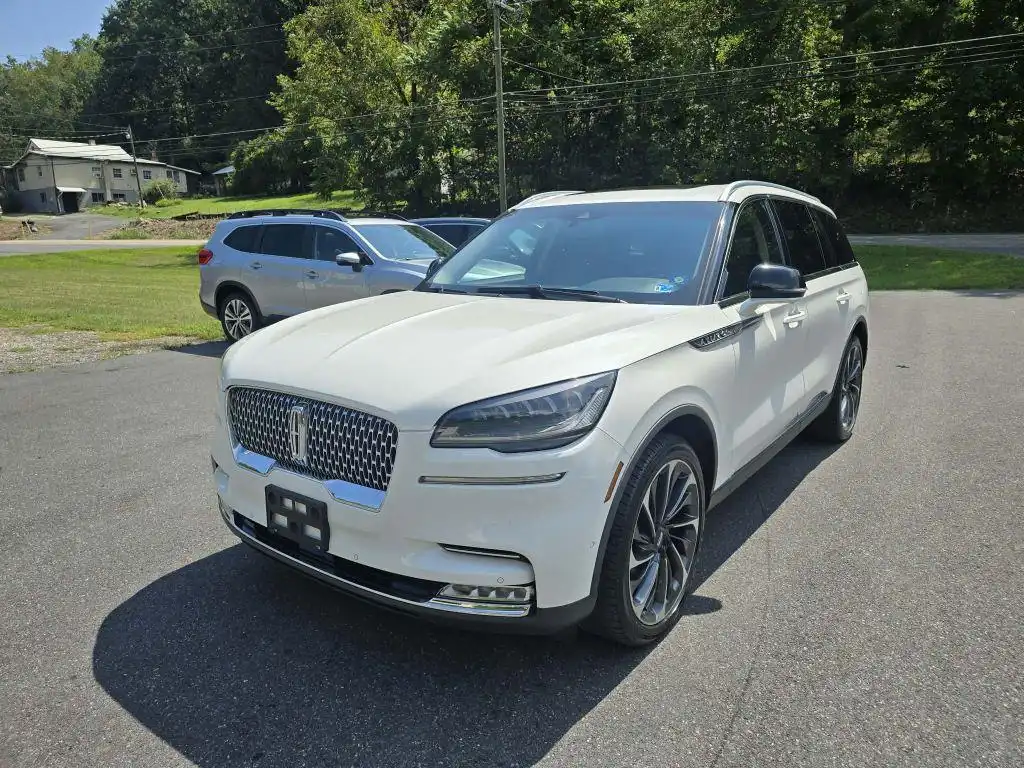 2021 Lincoln Aviator Reserve AWD's photo