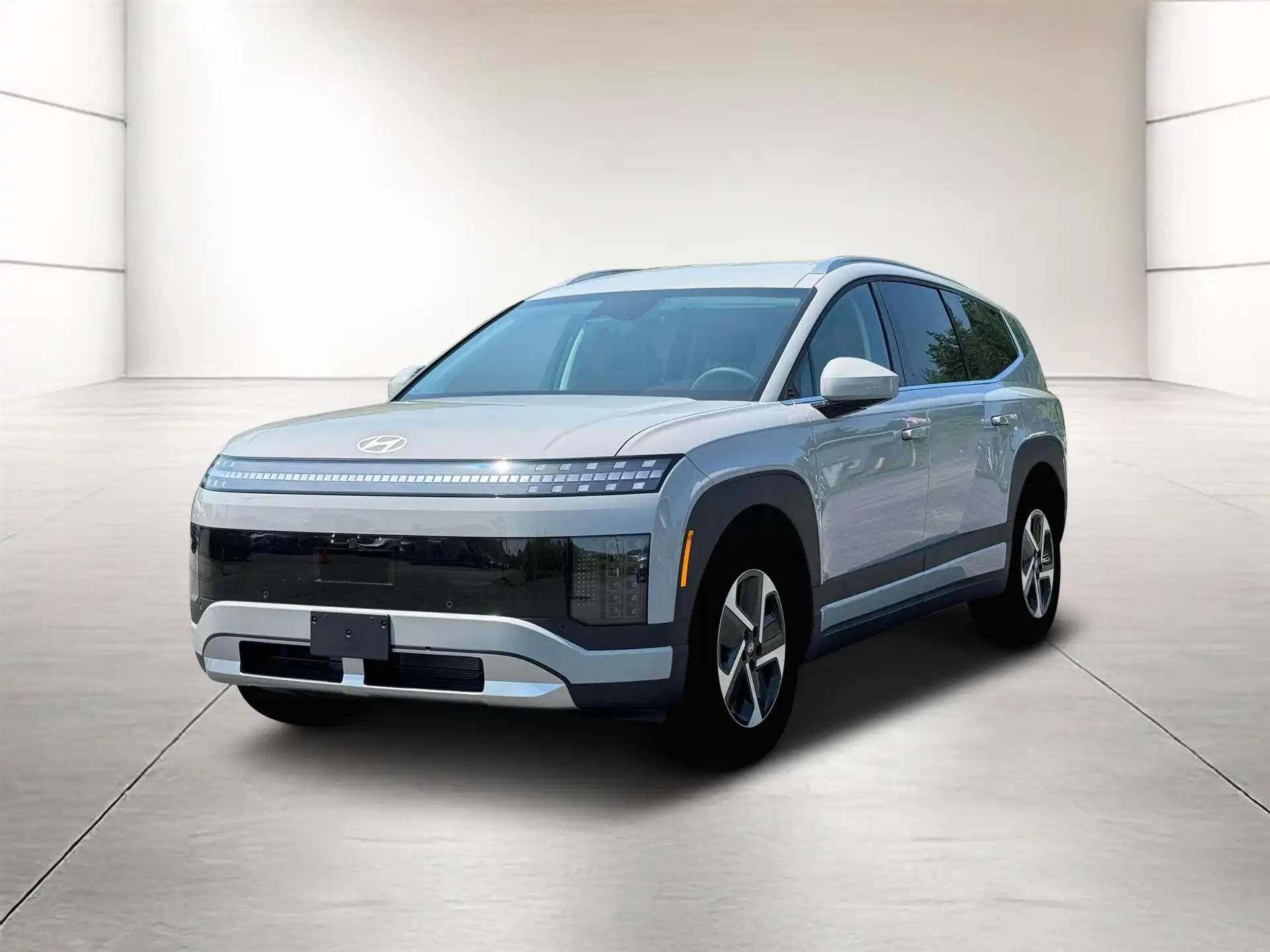 2026 Hyundai Ioniq 9 SE AWD's photo