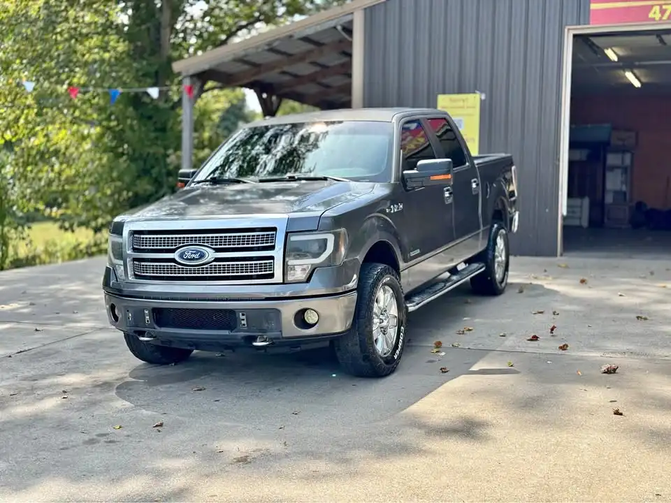 2013 Ford F-150 XLT 4x4 SuperCrew 145-in's photo