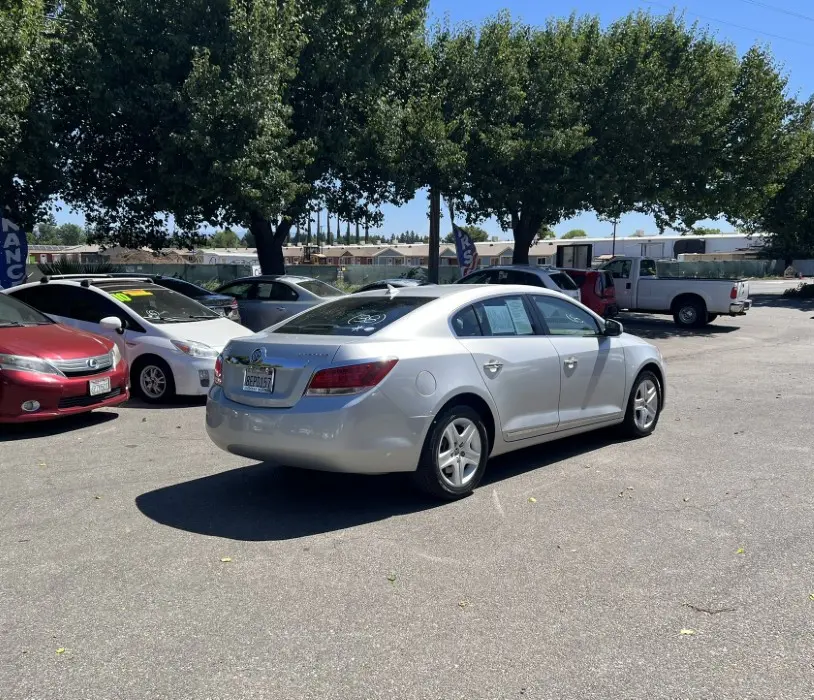 2011 Buick LaCrosse CX photo 5