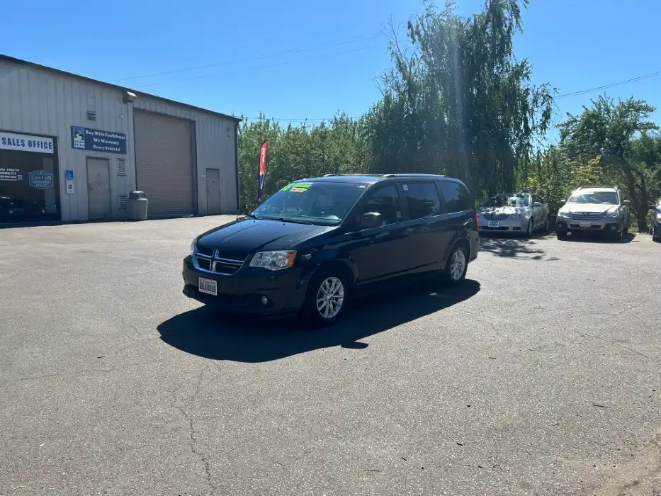 2018 Dodge Grand Caravan SXT's photo